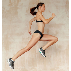 Nixi Body Period Knickers on athletic girl running