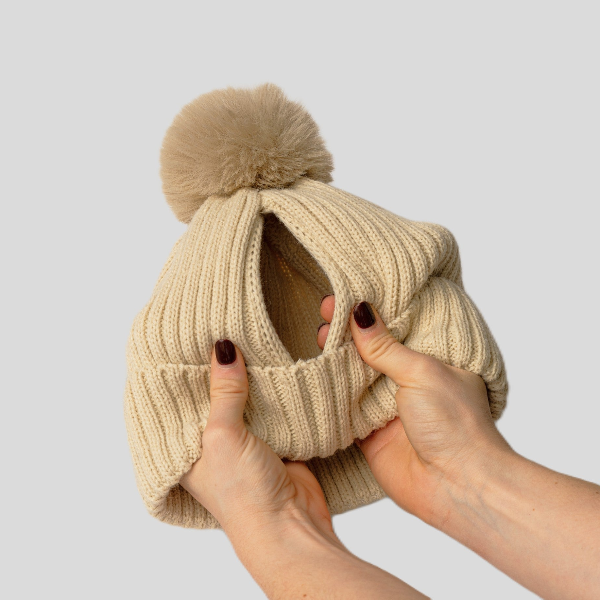 The Magni-Strip® Bobble Hat Beige held