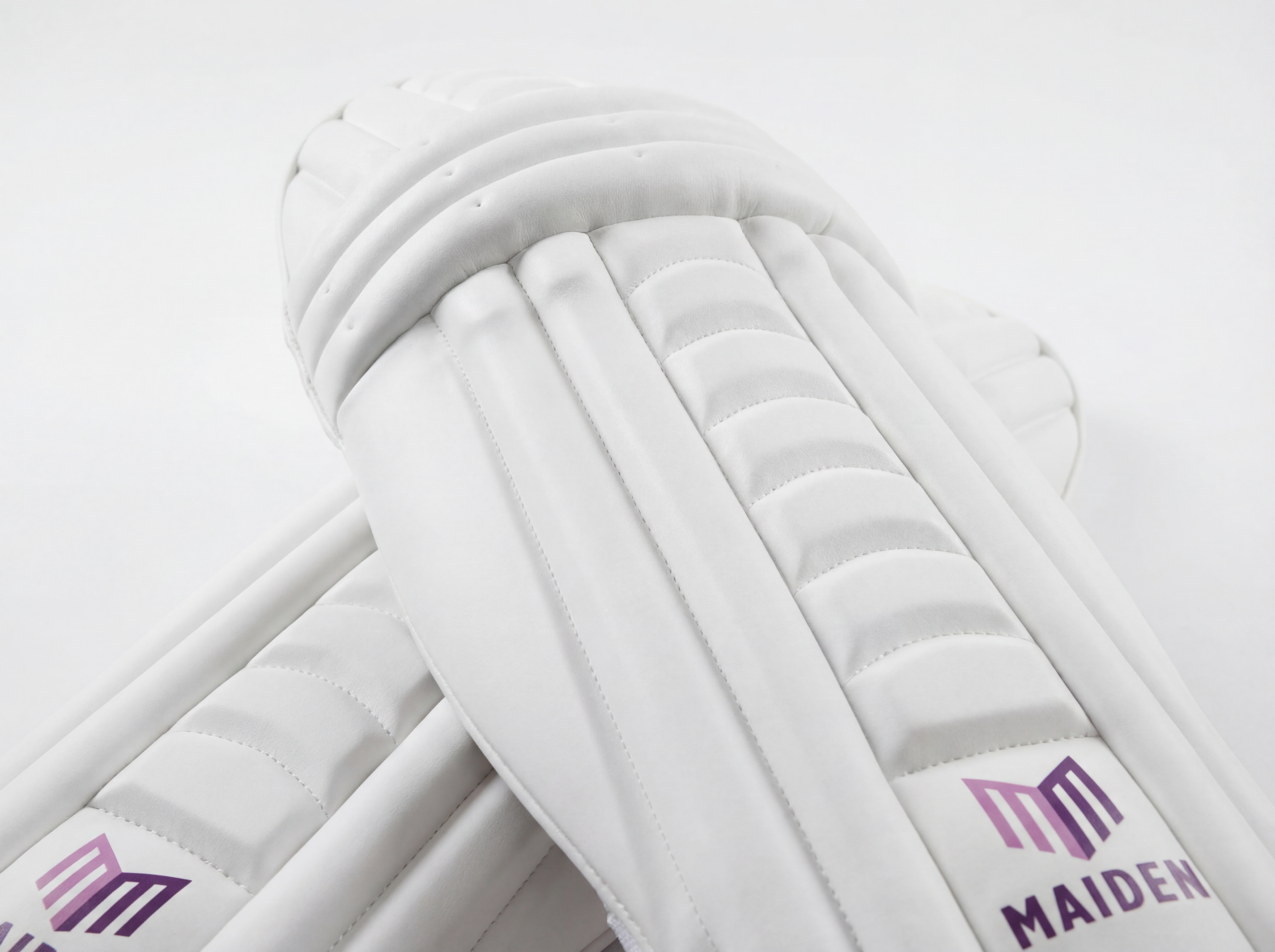Maiden Cricket - Cricket Pads for Girls in White