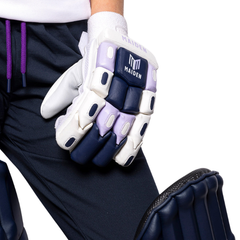Maiden Cricket Gloves for Girls